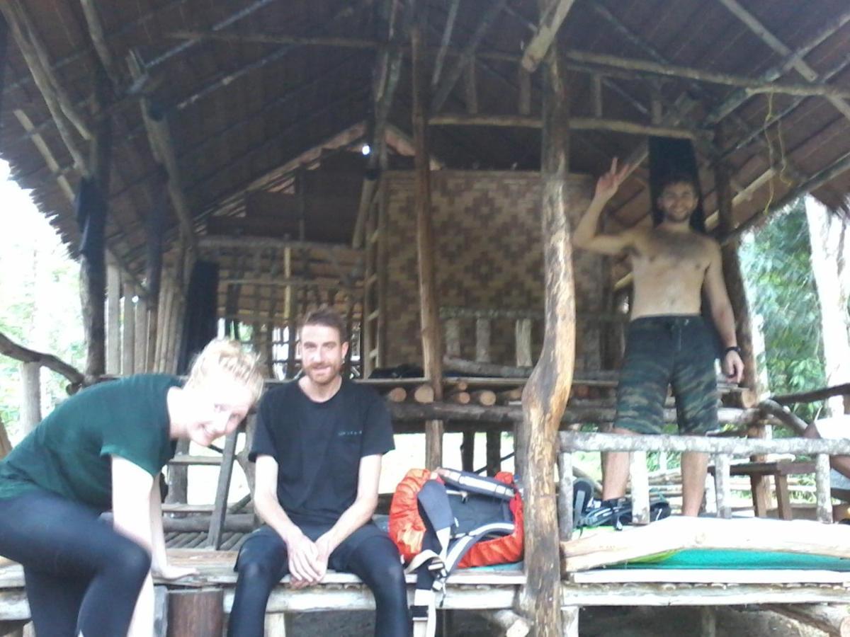 Orangutantreksumatra & Lovely Jungle Lodge Only Book If You Are Treking With Us Bukit Lawang Kültér fotó