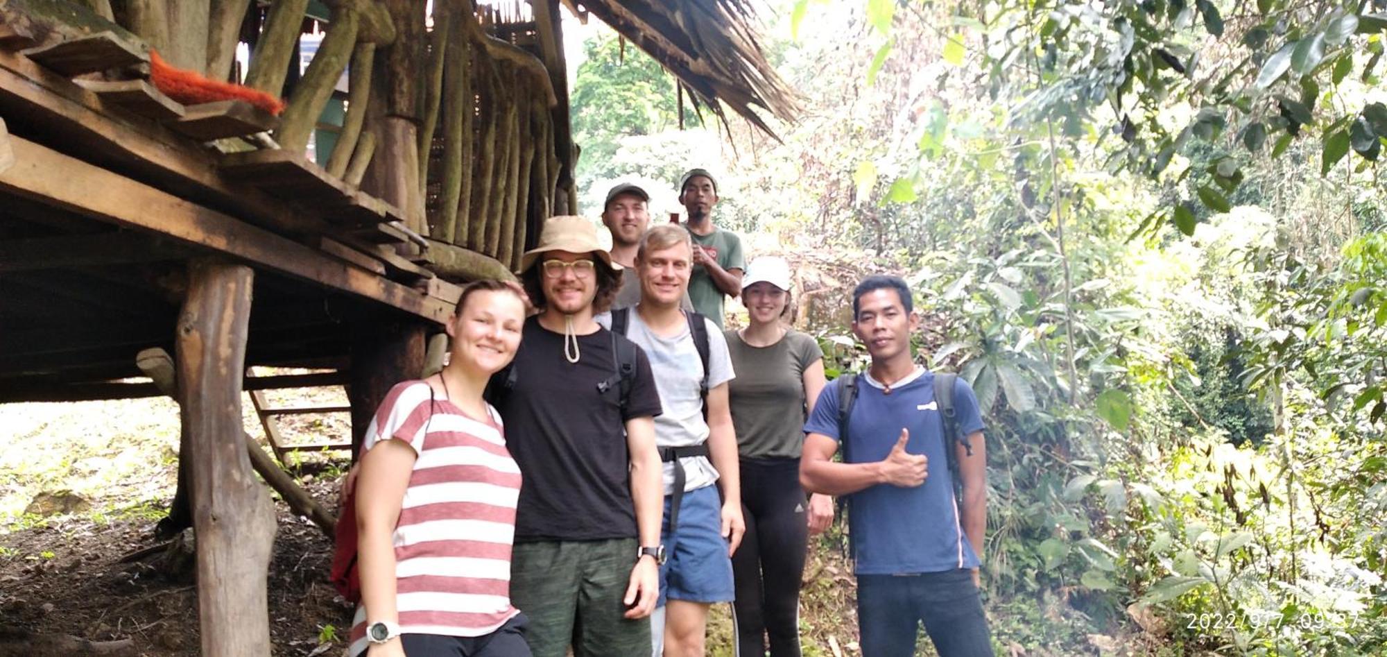 Orangutantreksumatra & Lovely Jungle Lodge Only Book If You Are Treking With Us Bukit Lawang Szoba fotó